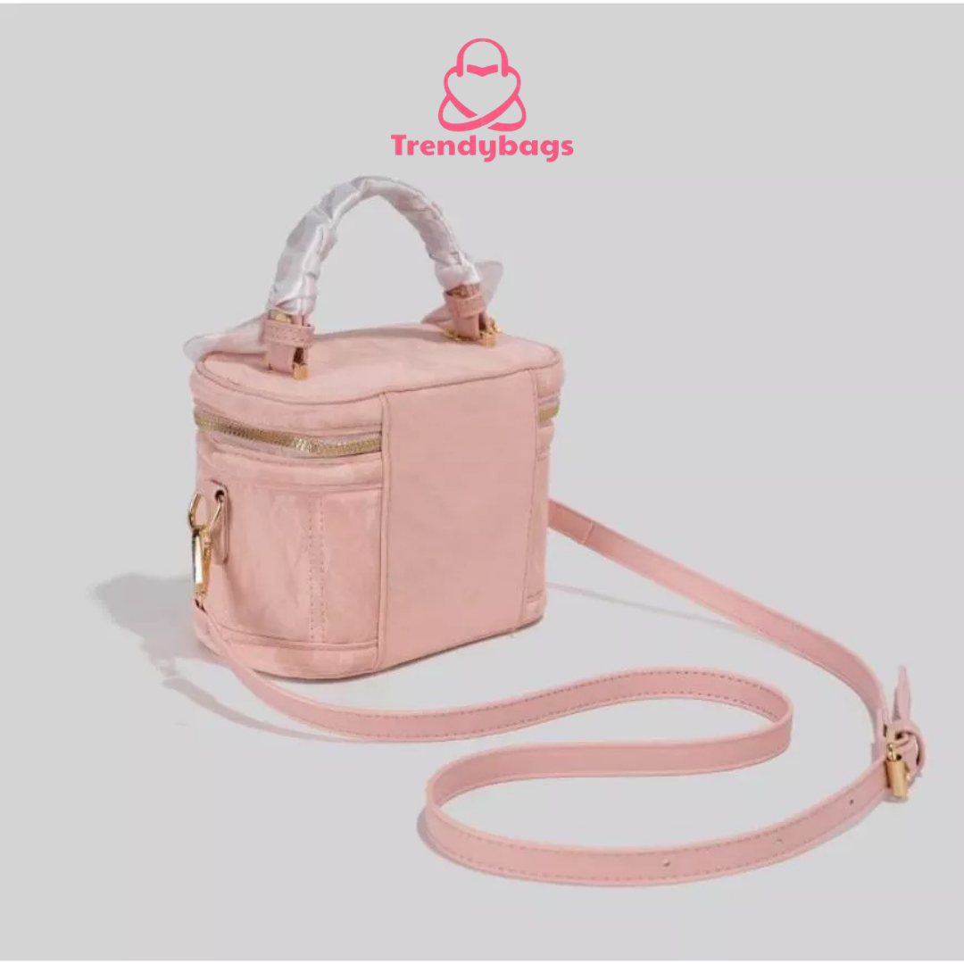 Bản sao của Cam Hồng Trắng Hình Ảnh Khung Sale Deal Ưu Đãi Sản Phẩm Mỹ Phẩm Bài Đăng Instagram (2)