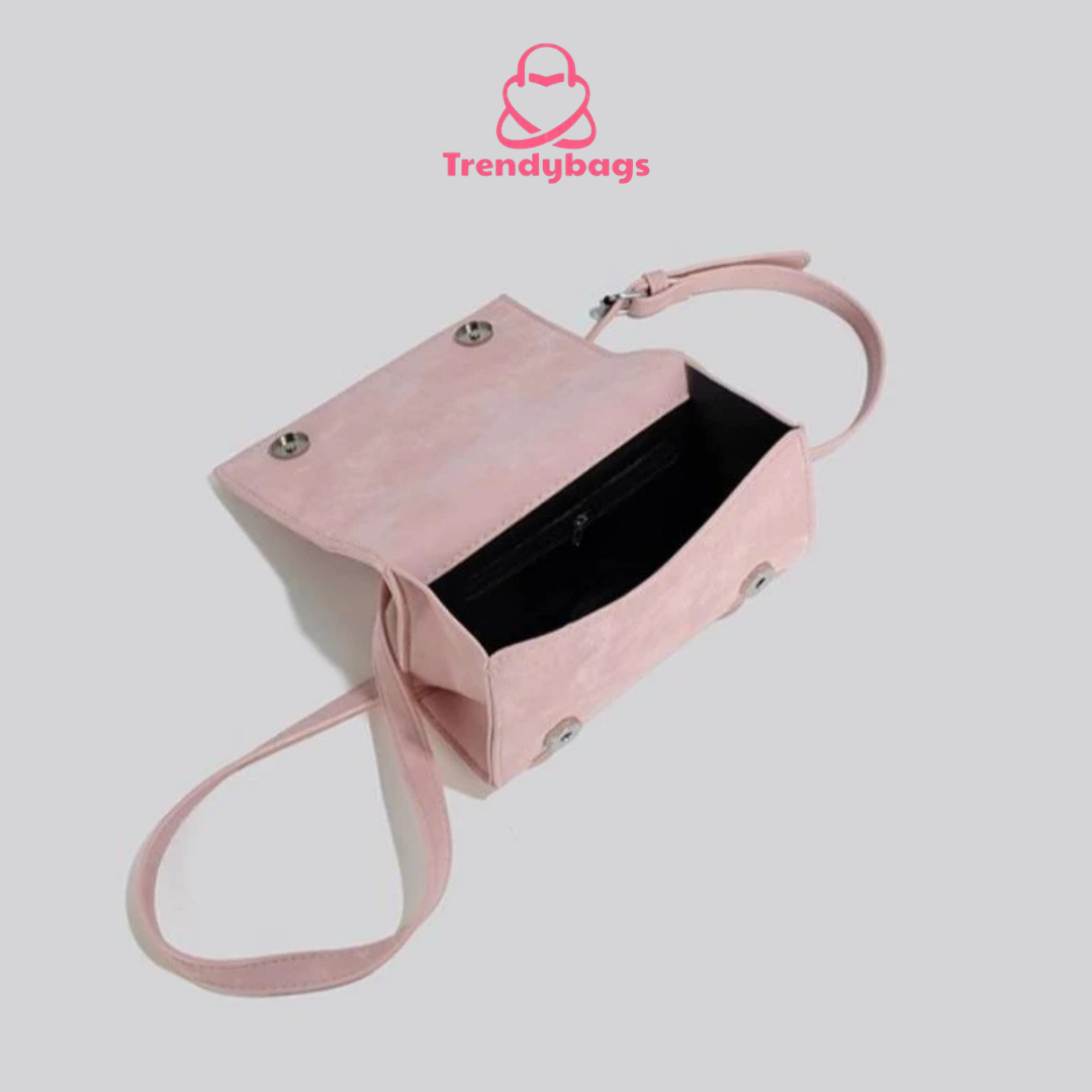 Bản sao của Cam Hồng Trắng Hình Ảnh Khung Sale Deal Ưu Đãi Sản Phẩm Mỹ Phẩm Bài Đăng Instagram (4)